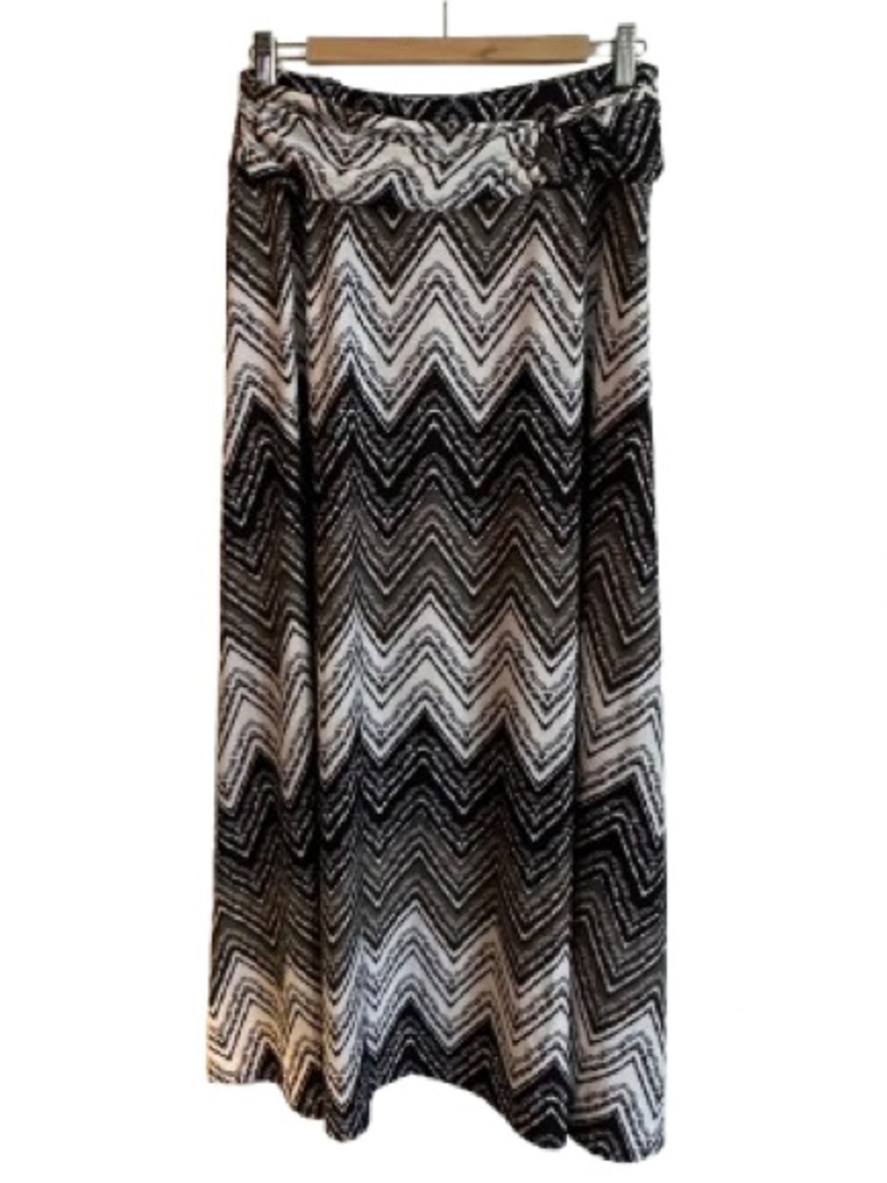 Chevron Maxi Skirt in Black & White